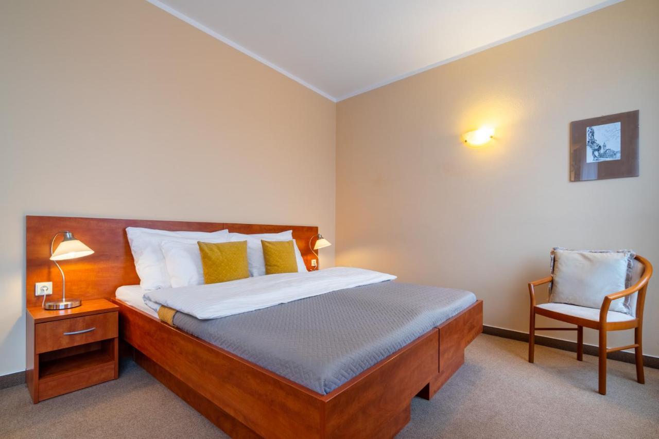 Hotel U Vlasskeho Dvora Kutná Hora Zewnętrze zdjęcie